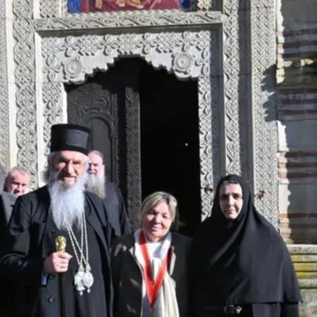 Слава иконе Млекопитателнице