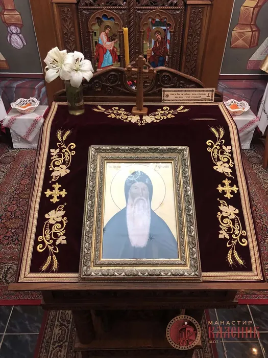 Целивајућа икона – црквени вез, атеље Везиља манастира Каленић