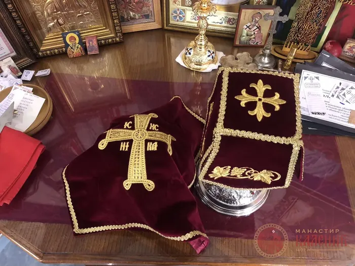 Дарке – црквени вез, атеље Везиља манастира Каленић